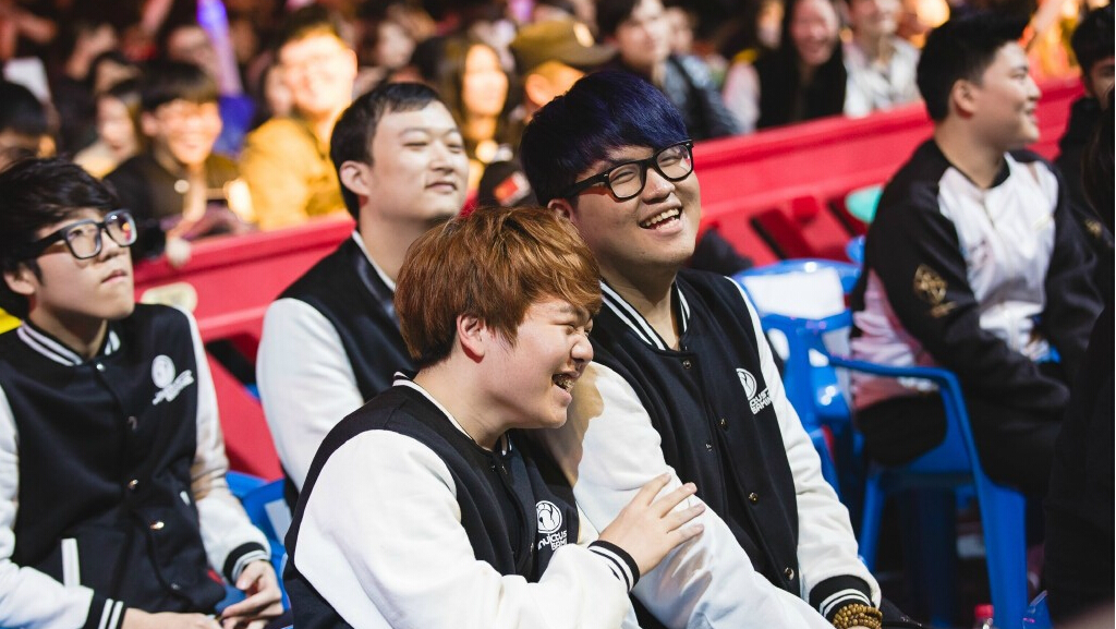 南宫28-包含Rookie迎来十二赛季高光表现，加拿大队球迷沸腾！的词条