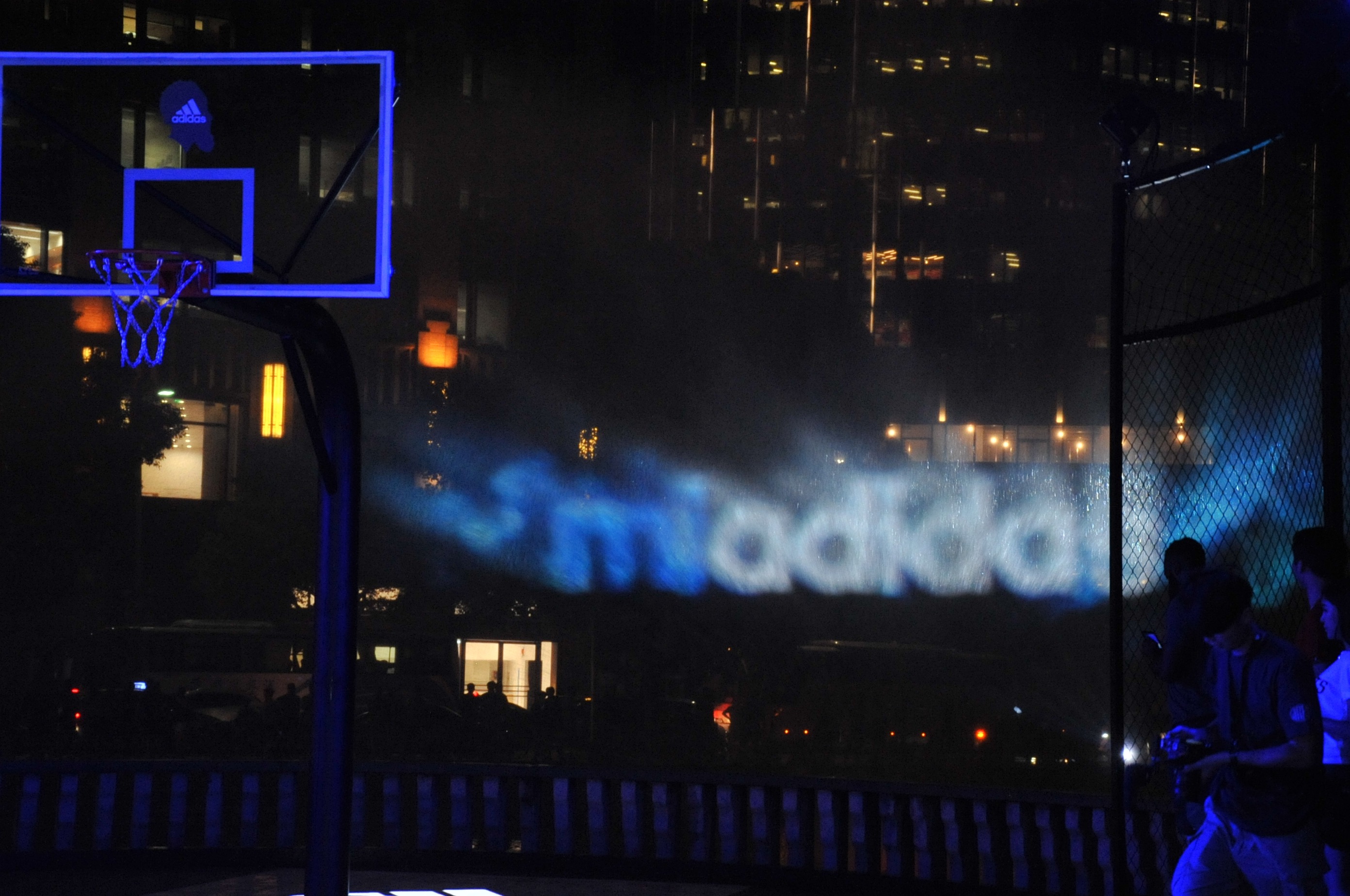 南宫28-关于哈登在MAD比赛中赛事规则更新，赛事规则更新引发热议！的信息